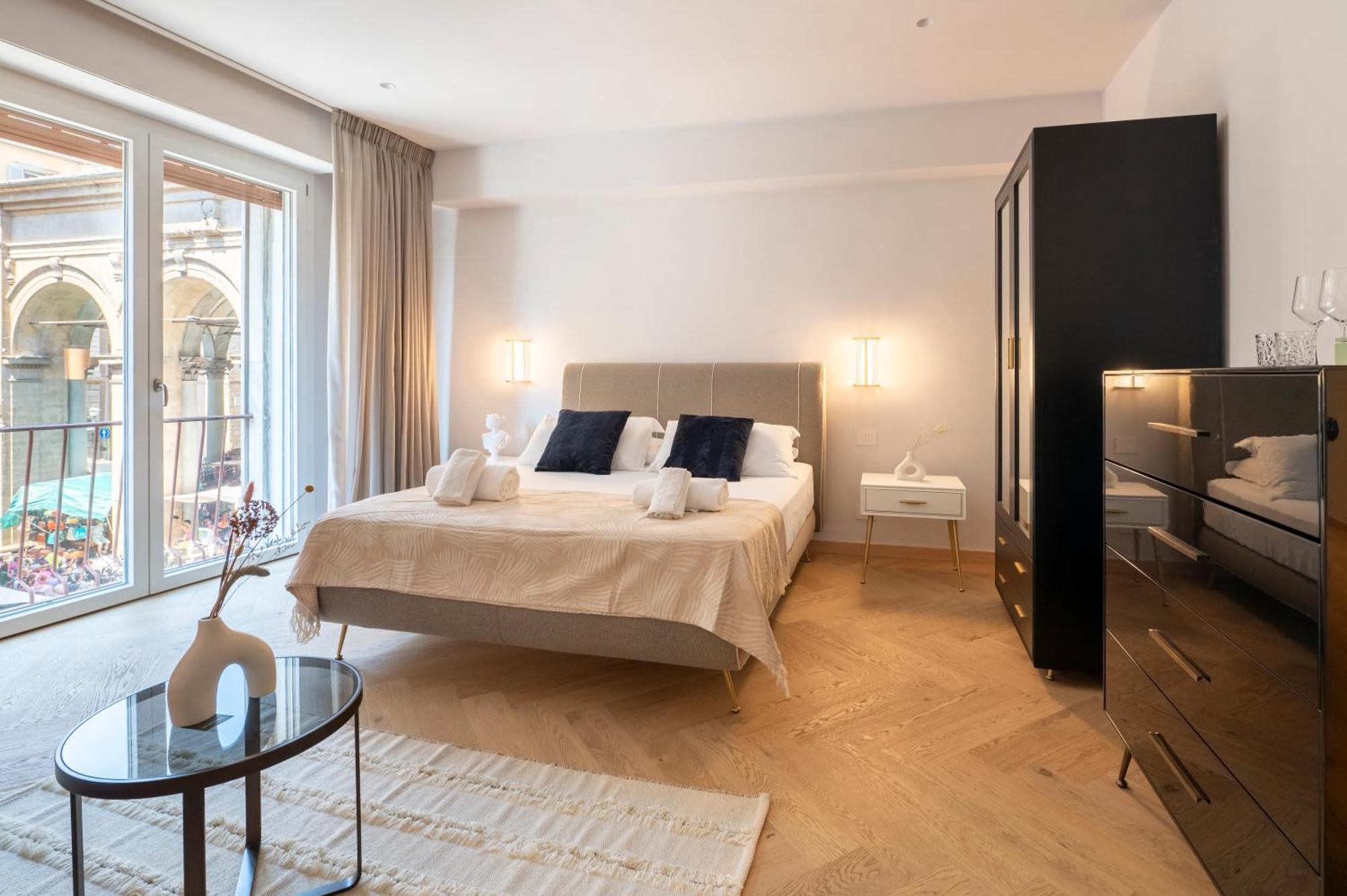 The Old Palace- Luxury Suites Signoria Florenţa Exterior foto
