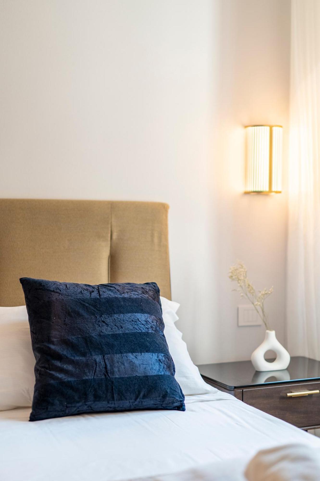 The Old Palace- Luxury Suites Signoria Florenţa Exterior foto
